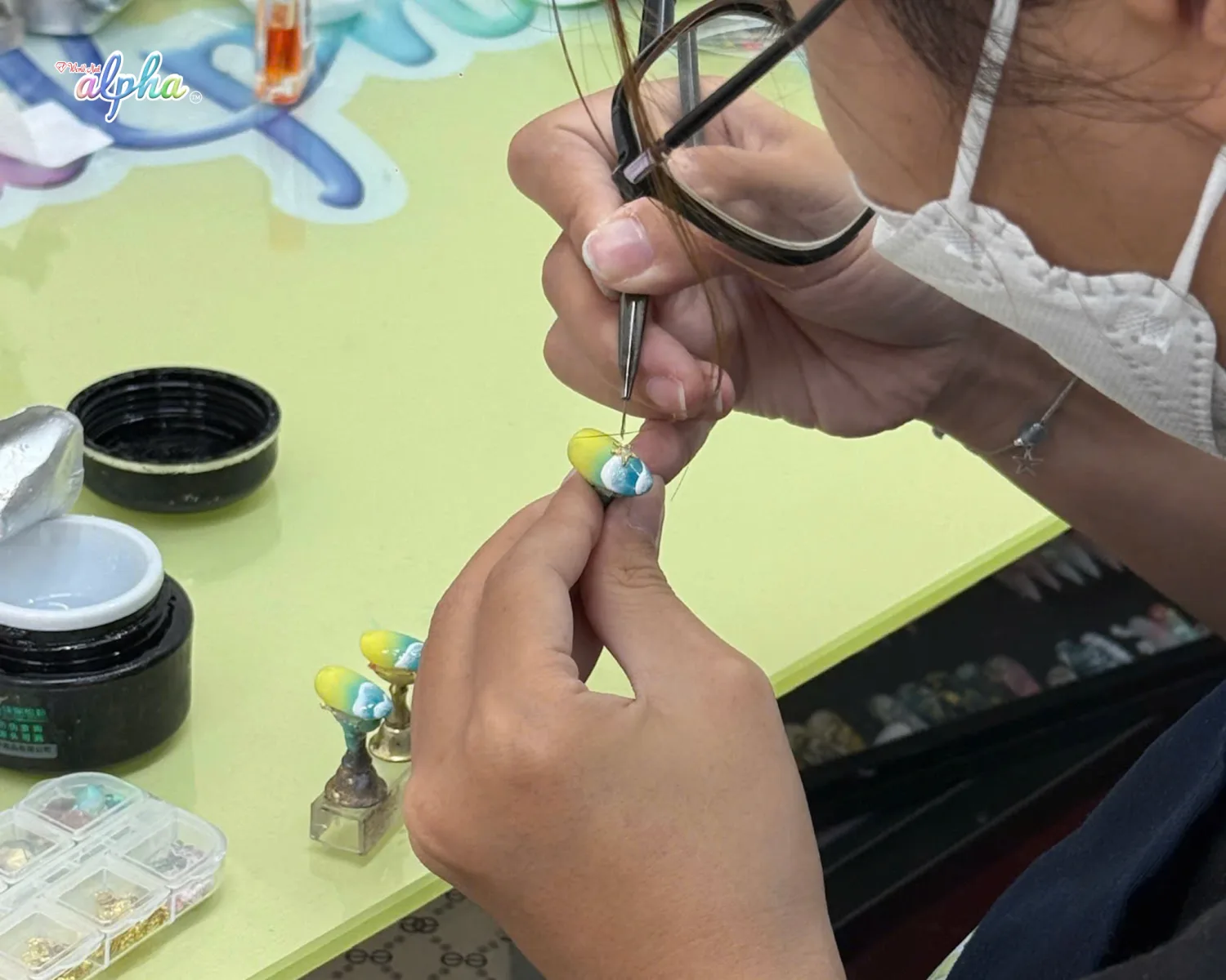 Các kỹ thuật vẽ gel tại World Nail Alpha