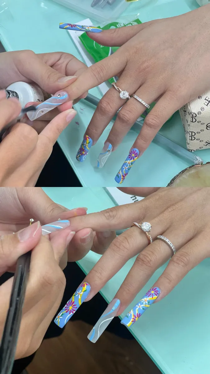 Học viên làm Nail trong lớp khóa đào đạo nail quốc tế