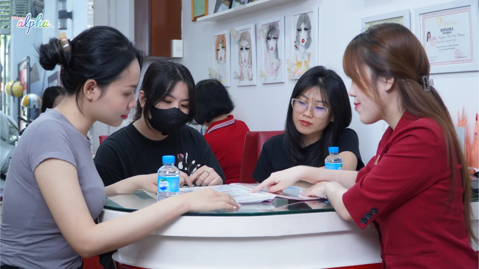 Đăng ký tư vấn các khóa học tại World Nail Alpha