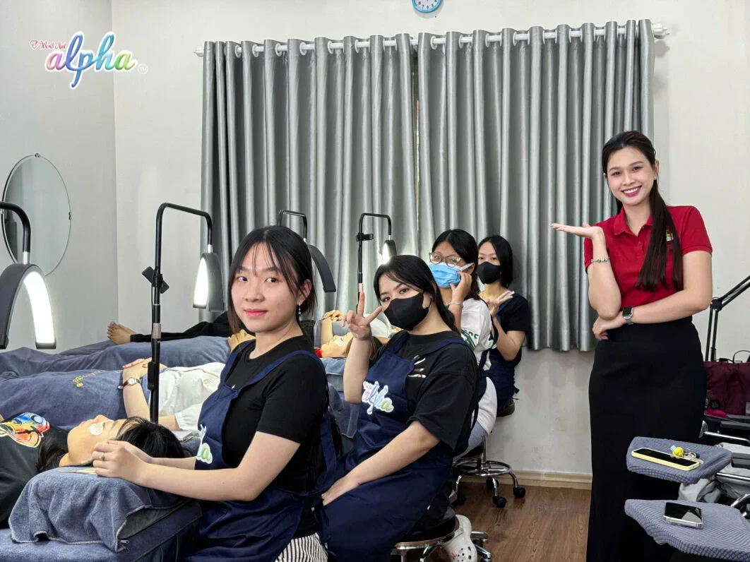 HỌC NỐI MI UY TÍN TẠI TP. HCM - TOP 5 TRUNG TÂM DẠY NỐI MI CHUYÊN NGHIỆP HIỆN NAY
